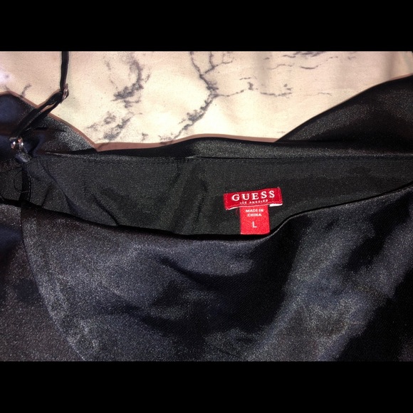 Guess Silk Top - Picture 1 of 2